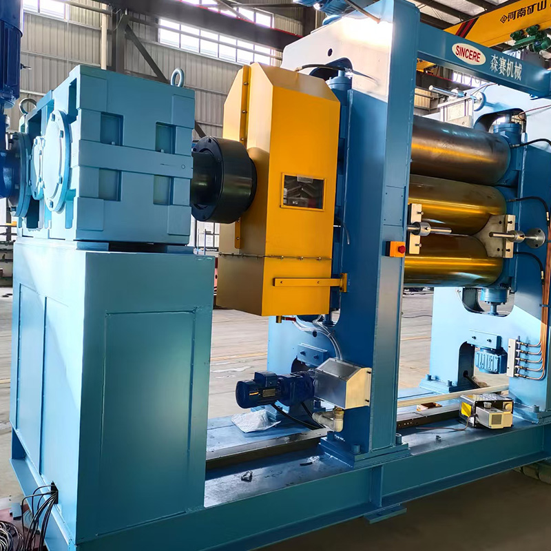 เครื่องรีดยาง 4 ม้วน